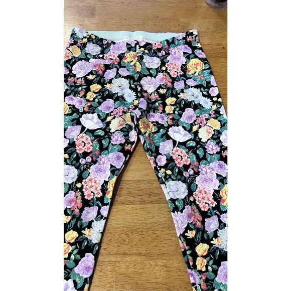 ZARA BLACK FLORAL LEGGINGS YOUNG GIRLS SIZE 10 - Picture 4 of 10